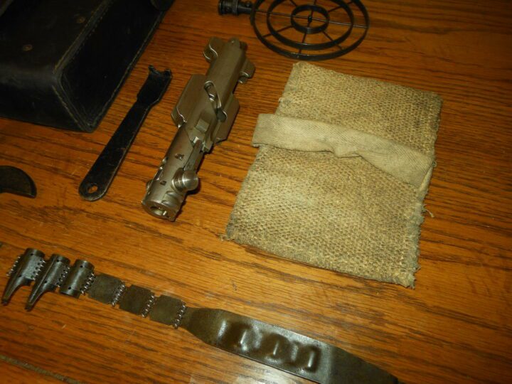 WW II German Wehrmacht - MG34 MG42 GUNNERS SPARE TOOLS / PARTS KIT - SUPERB! - Image 7