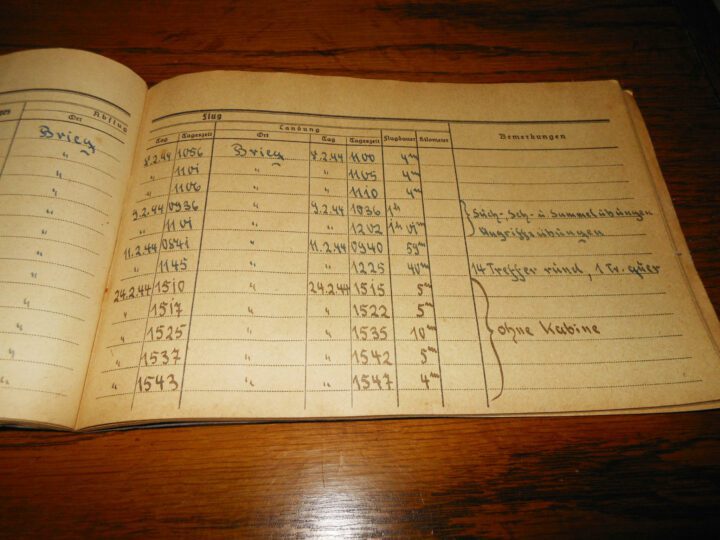 WW II German Air Force Flugbuch - FLIGHT LOG BOOK - Me109 B-G - BOMBS & CANNONS - Image 5