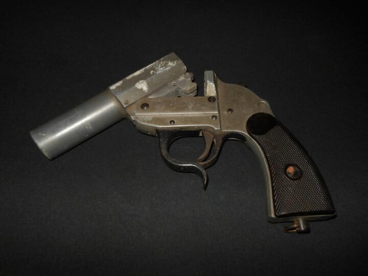 WW2 German Wehrmacht Heer Luftwaffe Kriegsmarine - LP34 SIGNAL FLARE PISTOL - ZINC - VERY RARE!