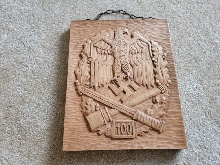 WW2 German Wehrmacht - AWARD PRESENTATION PLAQUE - "100" GENERAL ASSAULT BADGE - AMAZING! - Image 2