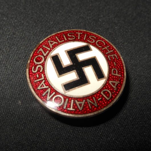 WW2 German NSDAP Parteiabzeichen - PARTY MEMBERSHIP BADGE - RZM - M1/75 #1 - VERY NICE!