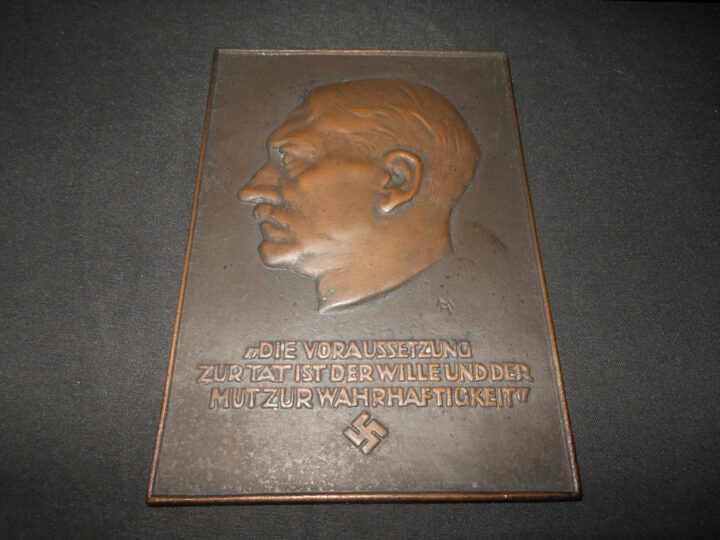 WW2 German NSDAP - ADOLF HITLER PROFILE AWARD PLAQUE w/ PRESENTATION CASE - SUPERB! - Image 5