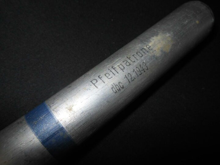 WW2 German Wehrmacht Pfeifpatrone - BLUE SIGNAL FLARE CARTRIDGE - GAS ATTACK - UNFIRED - SUPERB! - Image 3