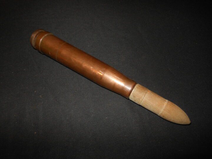 WW2 German Luftwaffe 20mm 20x138 FlaK 30/38 - BLANK TRAINING ROUND & STORAGE TUBE - VERY NICE! - Image 4