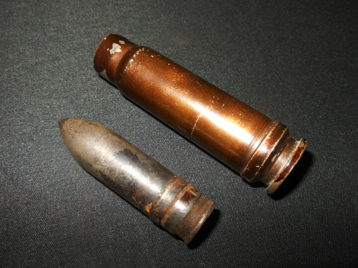 WW2 German Wehrmacht / Luftwaffe 13mm MG131 - COMPLETE AP ROUND & STEEL CASING - RARE! - Image 6