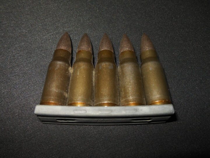 WW2 German Wehrmacht Luftwaffe - 7.92mm KURZ ROUNDS & STRIPPER CLIP - MP44 StG44 - SUPERB! - Image 2