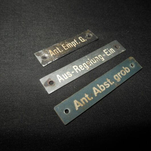 WW II German LW WH KM FuG Funkgerat - RADIO DATA PLATE SET #15 - TORN KWE PANZER