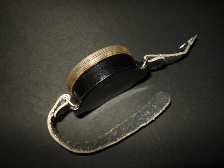 WW2 German Luftwaffe - AK39 WRIST COMPASS - 1ST MODEL - VERY NICE! - Image 6