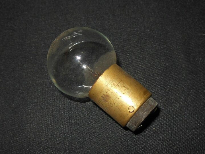 WW2 German Luftwaffe Aircraft - REVI GUNSIGHT BULB - Me109 Fw190 Me262 - RARE!