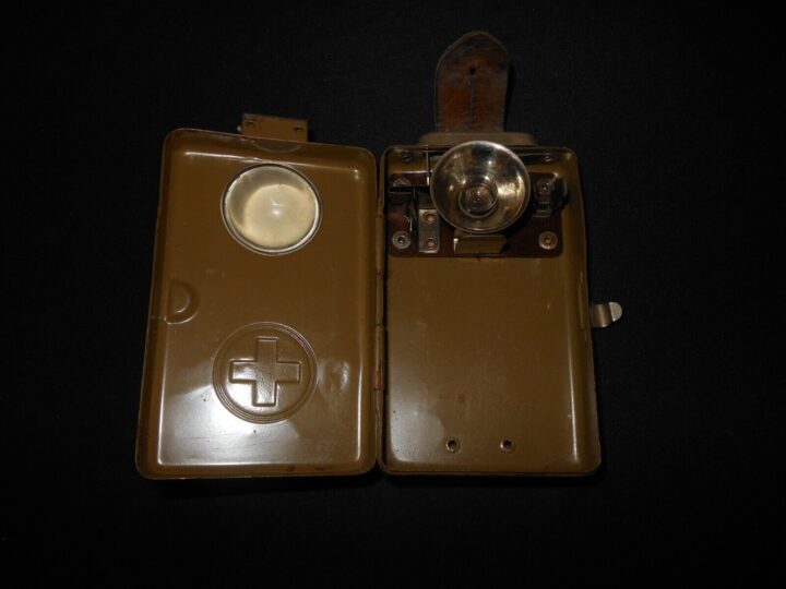 WW2 German Wehrmacht Elves Feld Taschenlampe #2 - FIELD FLASHLIGHT - VERY NICE! - Image 11