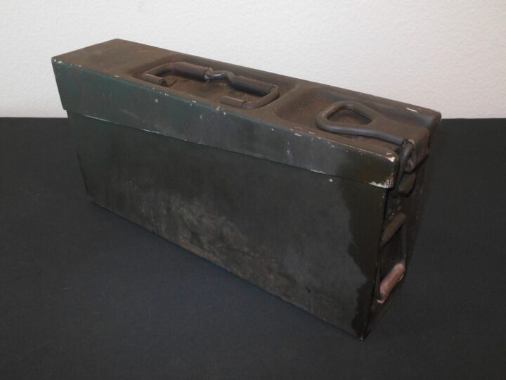 WW2 German Wehrmacht Patronenkasten 34 - ALUMINUM STORAGE BOX / CAN - SUPERB!