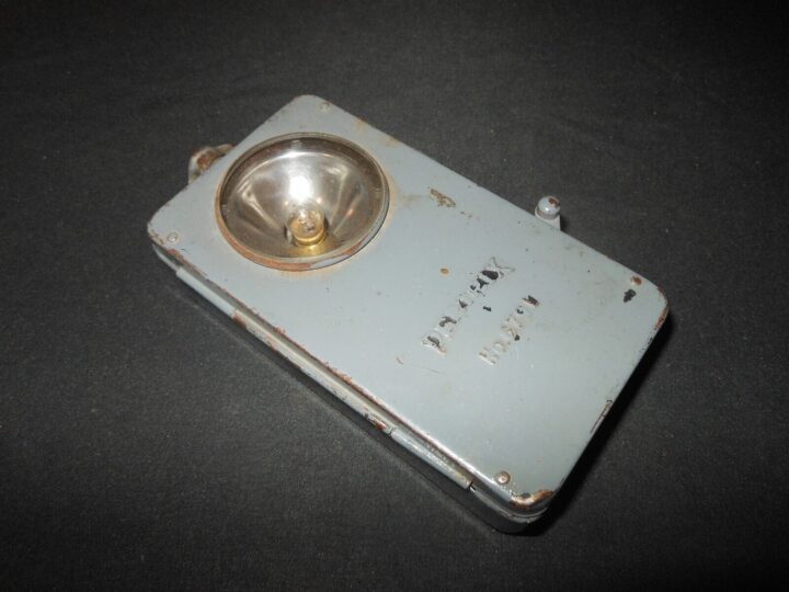 WW2 German Wehrmacht Pertrix Feld Taschenlampe #1 - FIELD FLASHLIGHT - NICE!