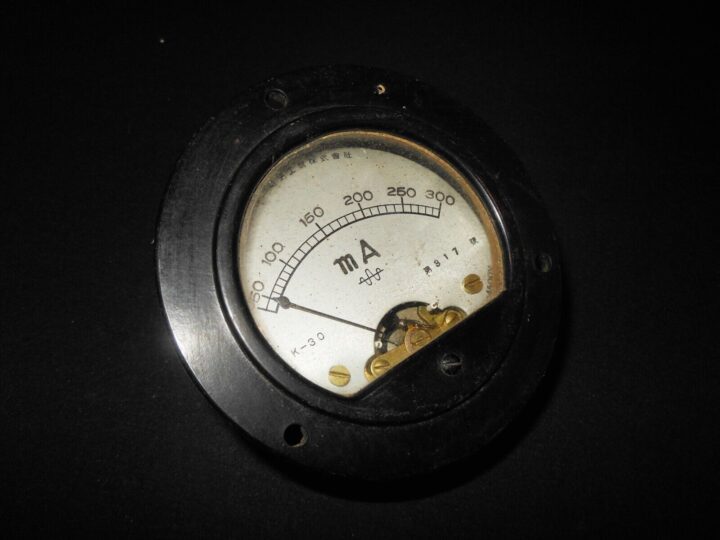 WW2 Imperial Japanese Navy - ELECTRICAL VOLTMETER - SHIPS & SUBMARINES - RARE!