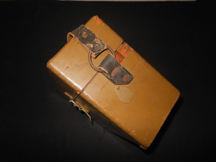 WW2 Imperial Japanese Navy - SNLF LANDING FORCE FIELD TELEPHONE - VERY RARE! - Image 17