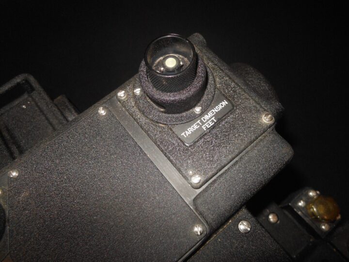 WW2 USAAF Aircraft - SPERRY K-4 LOWER BALL TURRET COMPUTING GUNSIGHT - NOS - Image 16