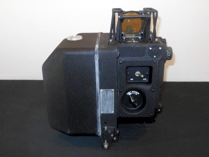 WW2 USAAF Aircraft - SPERRY K-4 LOWER BALL TURRET COMPUTING GUNSIGHT - NOS - Image 10