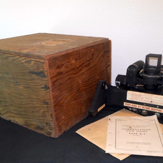WW2 USAAF Aircraft - FAIRCHILD K-8 TOP TURRET COMPUTING GUNSIGHT - B-24 B-26 - NOS