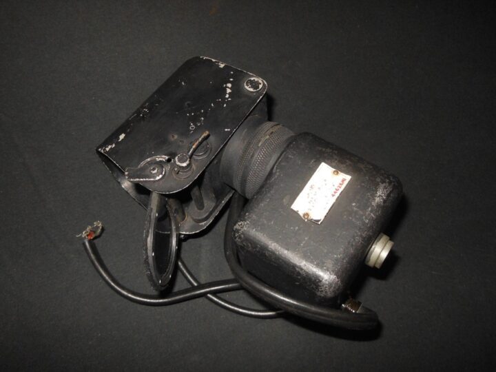 WW2 British RAF Aircraft - MK. III A* REFLECTOR GUNSIGHT - BOMBER TURRETS - NICE - Image 13