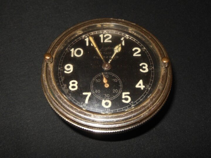WW2 German Luftwaffe Aircraft Borduhr - JUNGHANS COCKPIT CLOCK - FOR REPAIR - Image 3