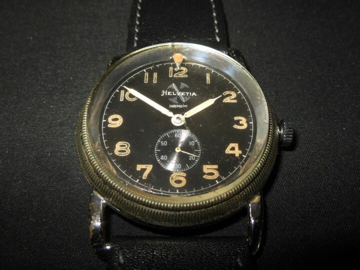 WW2 German Luftwaffe Armbanduhr - PILOT WRIST WATCH - HELVETIA - PUBLISHED! - Image 3