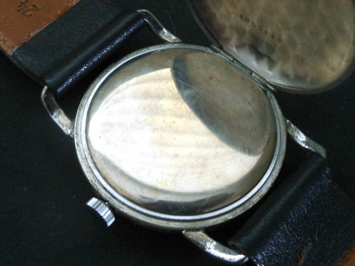 WW2 German Luftwaffe Armbanduhr - PILOT WRIST WATCH - HELVETIA - PUBLISHED! - Image 8