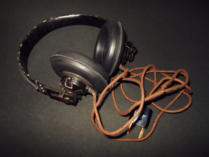 WW2 German Wehrmacht Dfh. b Kopfhörer - PANZER HEADSET - 1943 - #4 - VERY NICE!