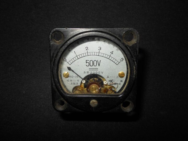 WW2 Imperial Japanese Navy - ELECTRICAL VOLT METER - RADIOS & TESTING UNITS - Image 3