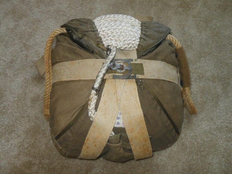 WW II German Aviation Fallschirmjager – RZ36 PARATROOPER PARACHUTE ...