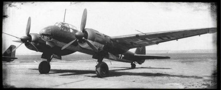 WW II German Bomber Aircraft – WINDSCREEN / NOSE PLEXIGLASS – Ju88 S-1 ...