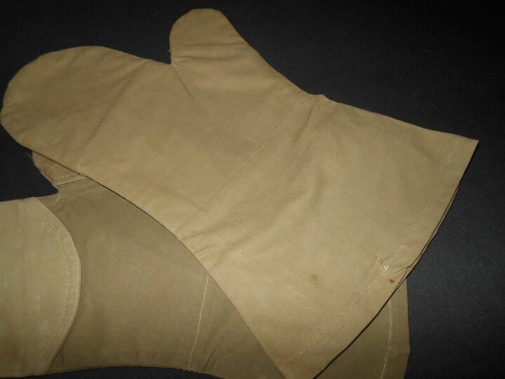 WW II Imperial Japanese Army - MOSQUITO PROOF GLOVES / MITTENS - SUPERB! - Image 3