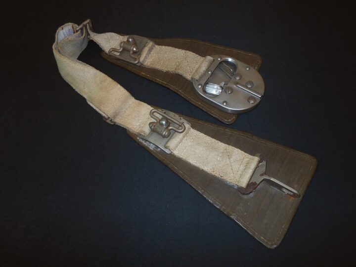 WW2 German Luftwaffe Aircraft Gürtelgurt - GUNNER & NAVIGATOR SEAT BELT - RARE!