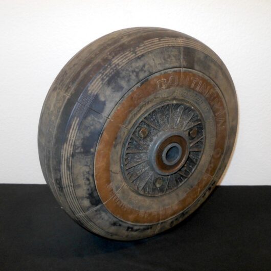 WW2 German Luftwaffe Aircraft - TAIL WHEEL & TIRE - Me109 G/K Ju87 - VERY NICE!