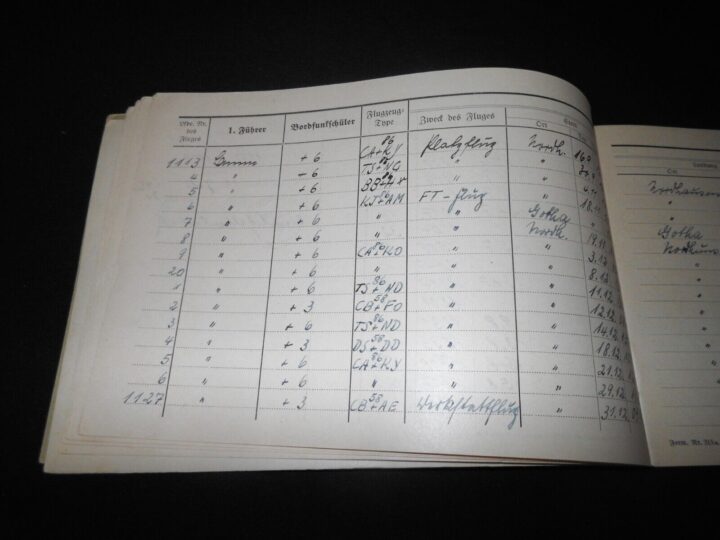 WW2 German Luftwaffe Flugbuch - FLIGHT LOG BOOK #4 - FLIGHT INSTRUCTOR - RARE! - Image 7