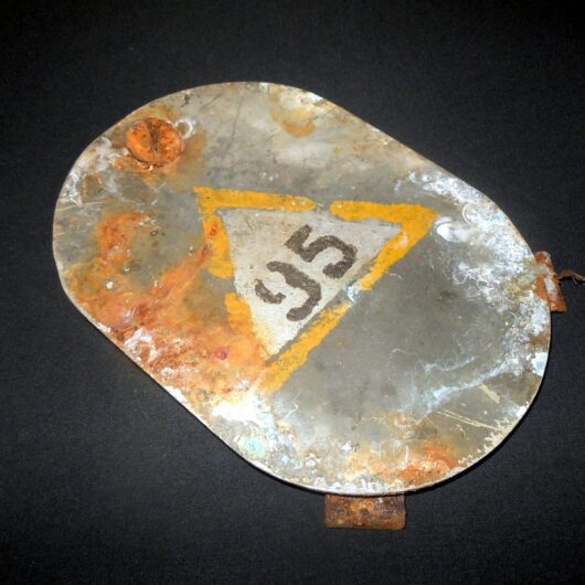 WW2 German Luftwaffe Wartungsklappe - FUEL FILLING HATCH - 95 / C3 OCTANE - RARE