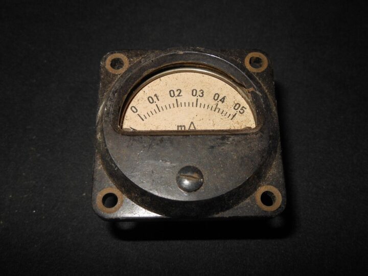 WW2 German Wehrmacht - ELECTRICAL AMMETER - RADIO EQUIPMENT - RARE! - Image 3