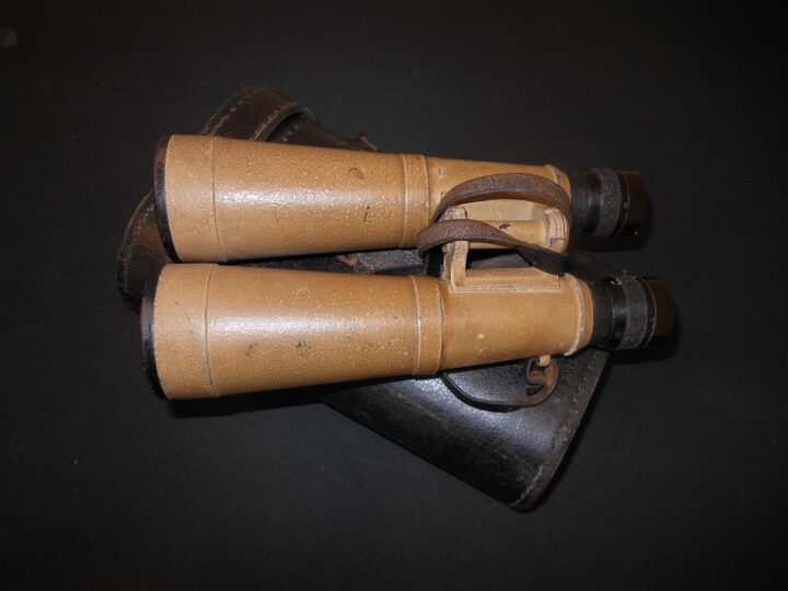 WW2 German Wehrmancht Hensoldt - 10x50 PANZER ROOF PRISM BINOCULARS - RARE!