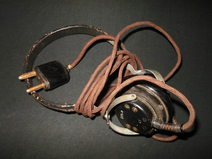 WW2 German Wehrmacht Dfh.a Kopfhörer - RADIO HEADSET EARPHONES - NICE!