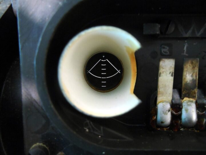 WW2 US Navy Aircraft - MK.18 / MK.8 / K-14 GYROSCOPIC COMPUTING GUNSIGHT - F4U - Image 16