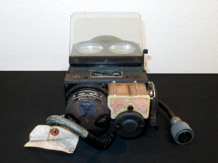 WW2 US Navy Aircraft - MK.18 / MK.8 / K-14 GYROSCOPIC COMPUTING GUNSIGHT - F4U - Image 3