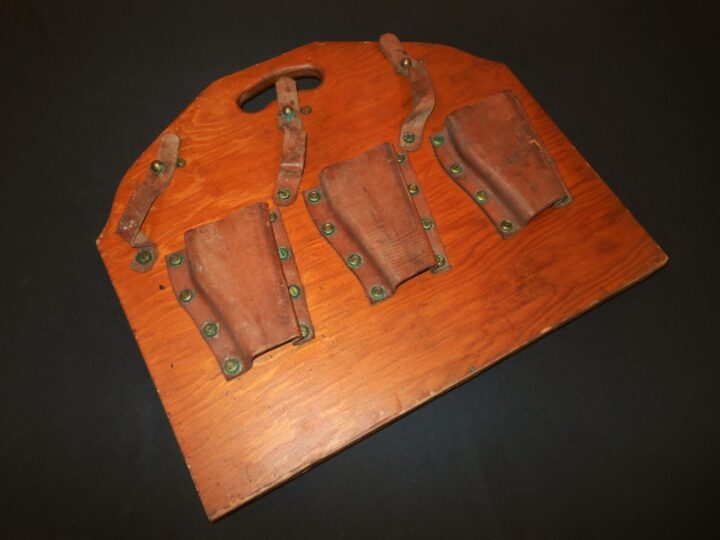 WW2 US Navy Warship - .45 COLT M1911 PISTOL RACK - EMERGENCY BOARDING #2 - RARE! - Image 5