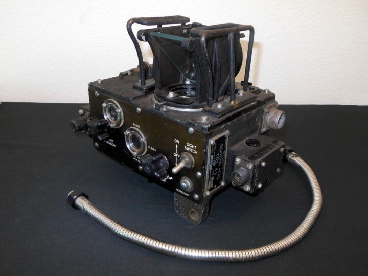 WW2 USAAF Aircraft - SPERRY K-9 UPPER TURRET GUNSIGHT - B-24 B-26 - VERY RARE!