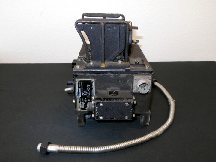 WW2 USAAF Aircraft - SPERRY K-9 UPPER TURRET GUNSIGHT - B-24 B-26 - VERY RARE! - Image 9