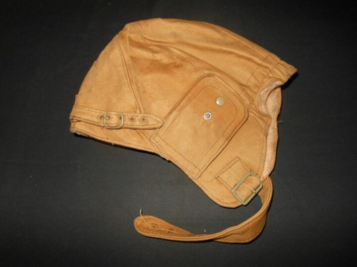 WW II British Royal Air Force - PILOT CADET / TRANINING CLOTH FLIGHT HELMET NICE - Image 4