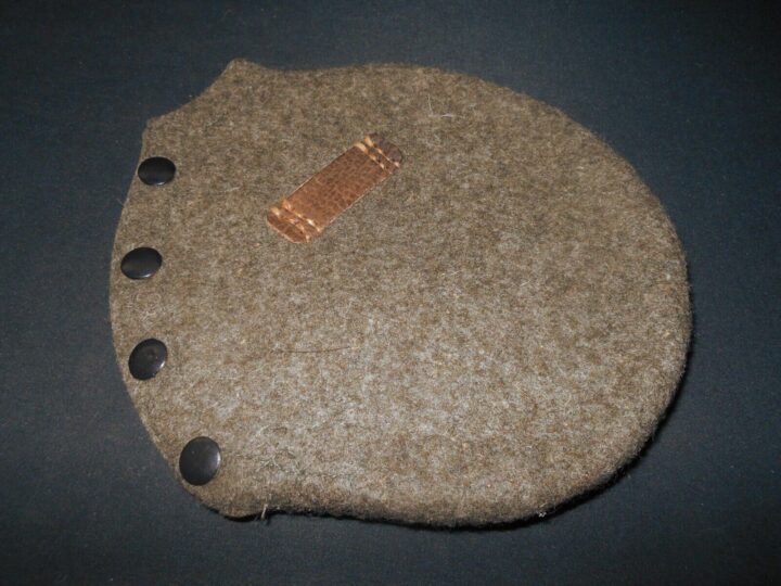 WW II German ARMY WH HEER LW KM - M31 FELT CANTEEN COVER #3 - REPRODUCTION