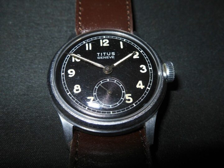 WW II German LW Dienstuhr - PERSONAL SERVICE WATCH - TITUS - MINT - PUBLISHED! - Image 5