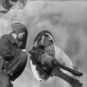 WW2 German Aircraft Seilrolle - PULLEY WHEEL - ANTENNA & CONTROLS - Me210 - Image 8