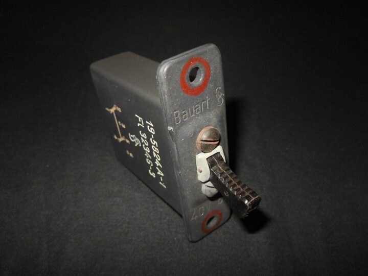 WW2 German Luftwaffe Kippwechselschalter - RADIO / AFN2 SWITCH - Me109 - BOXED! - Image 7