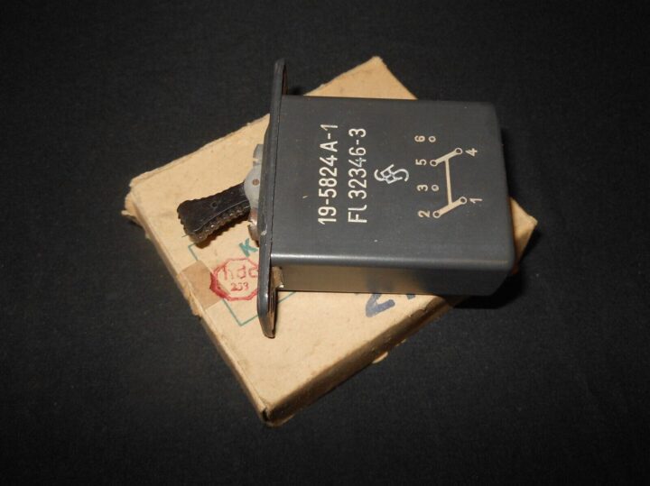 WW2 German Luftwaffe Kippwechselschalter - RADIO / AFN2 SWITCH - Me109 - BOXED!