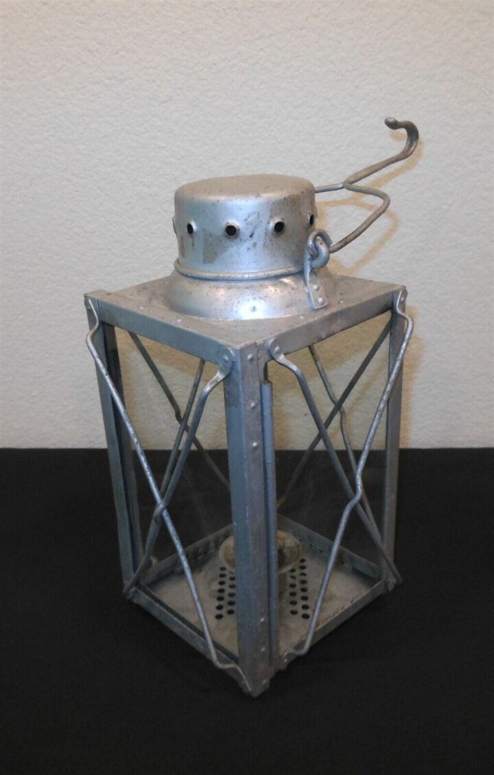 WW2 German Luftwaffe Lanterne - FIELD AND BARRACKS CANDLE LANTERN - NICE! - Image 3