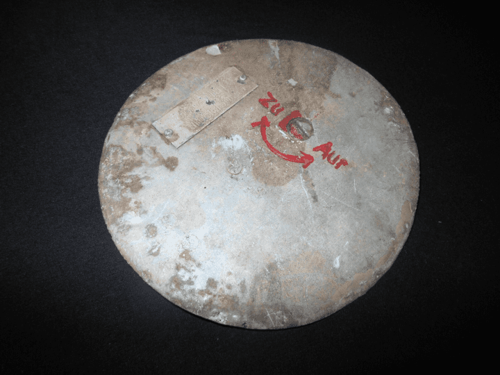 WW2 German Luftwaffe Wartungsklappe - ACCESS HATCH - EASTERN FRONT - NICE!